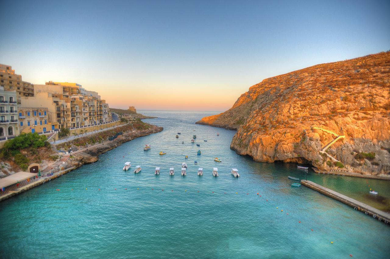 St. Patrick'S Hotel Xlendi Exterior photo